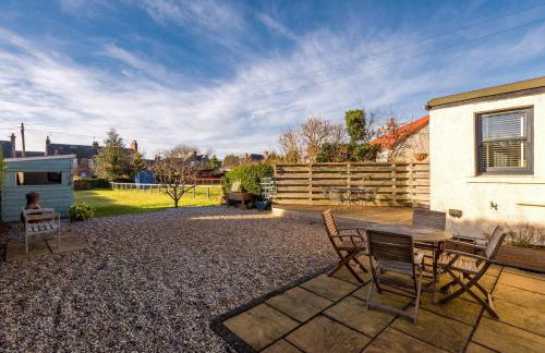 Sunset Retreat - Photo 35