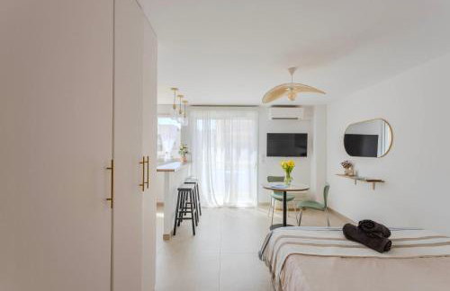 Studio lumineux VUE MER - NEUF entre Monaco-Menton - WIFI - Foto 4