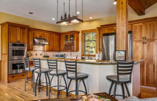 Steelhead Chalet 23 - Tamarack Resort - Deck - Garage - WiFi - Hot tub - Foto 13