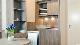 Séjours & Affaires Reims Clairmarais - Foto 2