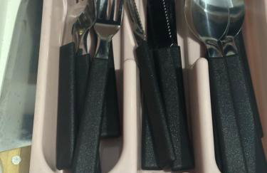 NOVO Ap Econômico em Paranaguá Completo com WiFi e Estacionamento Rotativo - Foto 4