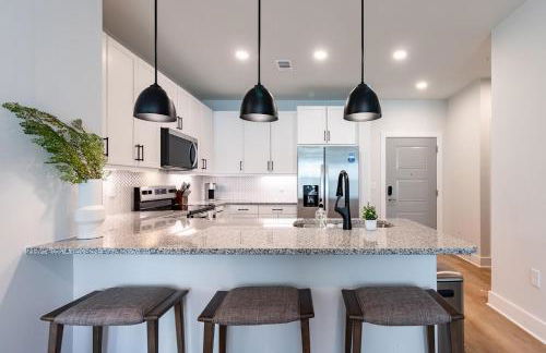 Landing Stylish 1BD Clubhouse Pool - Foto 37