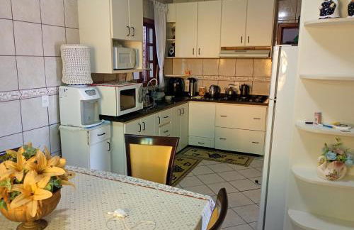 Casa 4 Quartos garagem 3 carros, churrasqueira e ar condicionado, - Foto 18