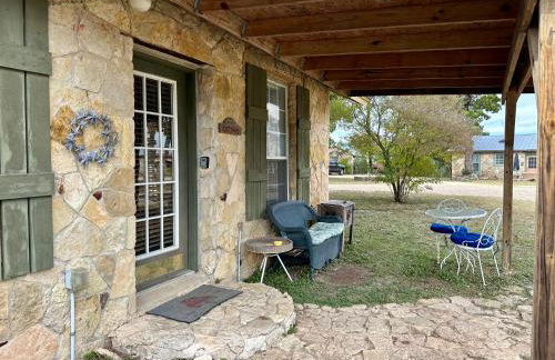 Hilltop Cottage, Historic Silver Spur Dance Hall - Foto 10