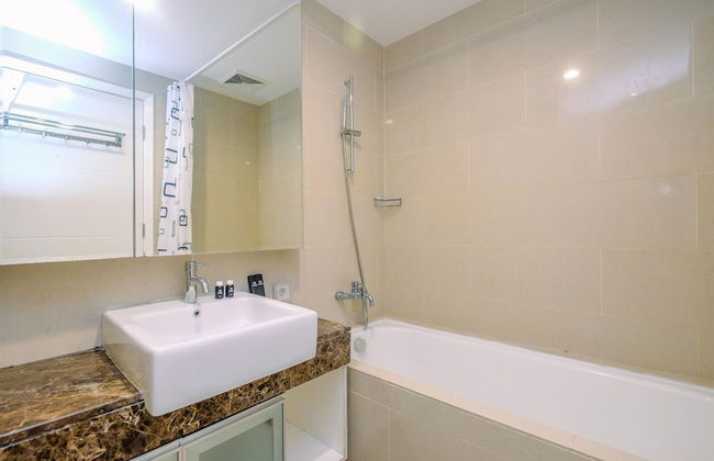 Luxury and Premium 2BR Apartment at Casa Grande Residence - Photo 17