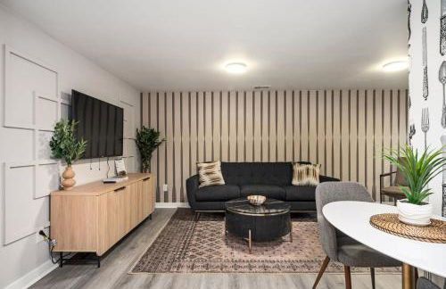 Vibrant 3BD in SylvanHills Near Southside Beltline - Foto 22