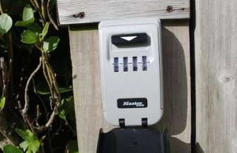 Wow I'm living on the beach. Luxury 4 bed sleeps 8 - Photo 18