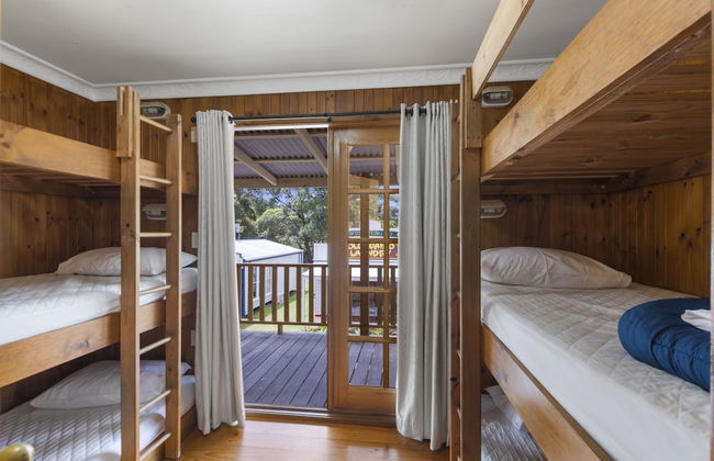 Wairo Beach Holiday Park - Photo 10