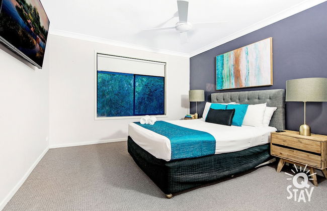 Sardinia 7 Bedroom Waterfront House - Q Stay - Foto 4