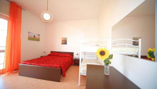 Doria 6 Int 5 in Marina di Andora - Foto 5, Habitación