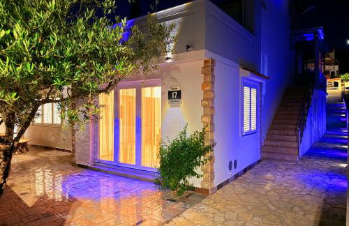 Villa Olivija-in front of beach! - Photo 76