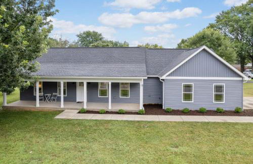 Edgewood - Work Friendly & Near Downtown - Foto 32