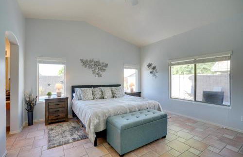 3 Mi to Surprise Stadium! Retreat with Putting Green - Foto 12