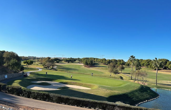 Luxury Three Bedroom Villa With Private Pool and Rooftop Solarium - Foto 21