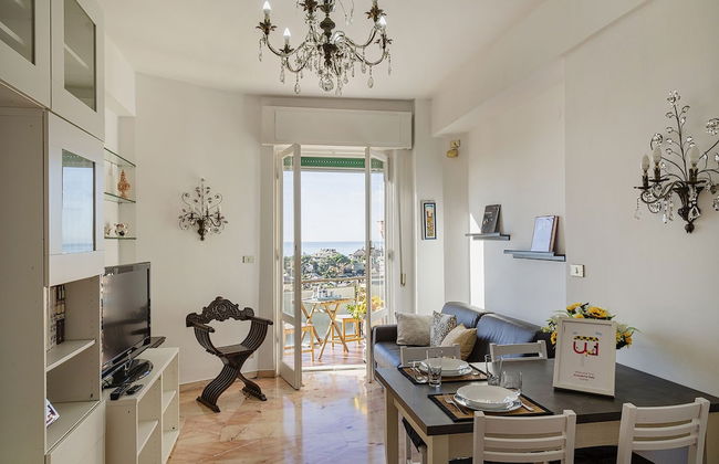 Homey Seaview Apartment - Foto 11