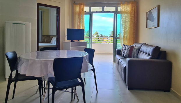 2 QUARTOS em CONDOMÍNIO TRANQUILO com PISCINA Estacionamento coberto – PARQUINHO para CRIANCAS - Cozinha Completa, VENTILADO, nascente, AR CONDICIONADO – 800m da praia do PORTO DAS DUNAS e BEACH PARQUE - Ceará - Photo 2, Image principale