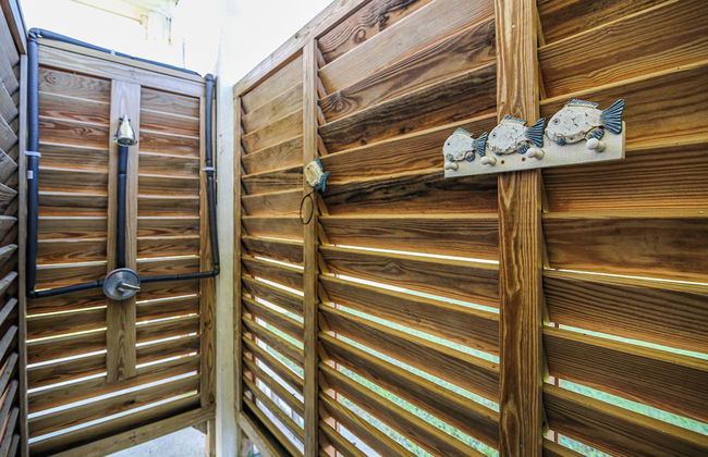 A Salty Kiss - Foto 33