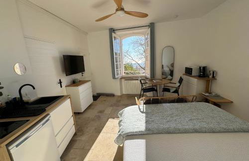 Studio Liège, vue mer au village de Bormes les Mimosas - Foto 2