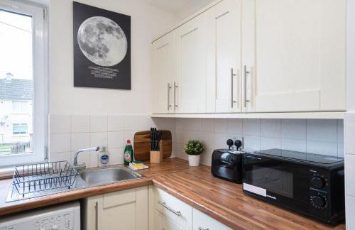 2 Bedroom Apartment-Free Parking-by Holiday Homes - Foto 2