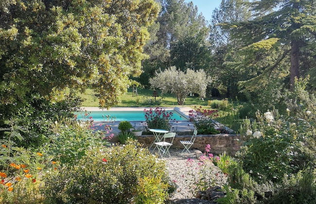 Holiday Home in Villes-sur-auzon With Pool - Foto 18