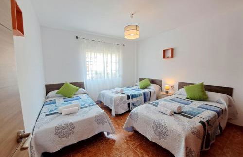 Magnificent villa: 2 private pools, BBQ, garden & parking. 13 per. In Padul - Foto 49