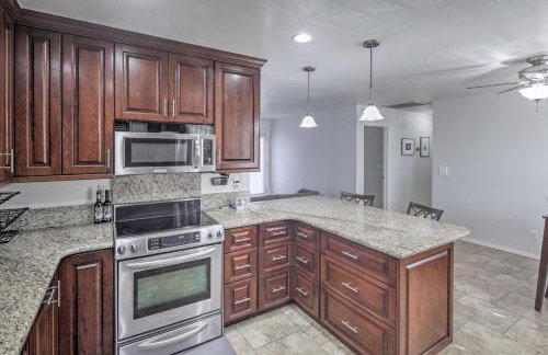 Parker Home on the Colorado River w/ Views! - Foto 11