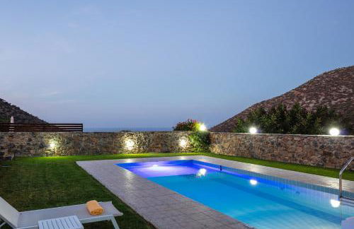 Real Dream Villas, Cretan Gems with SeaViews, By ThinkVilla - Photo 17