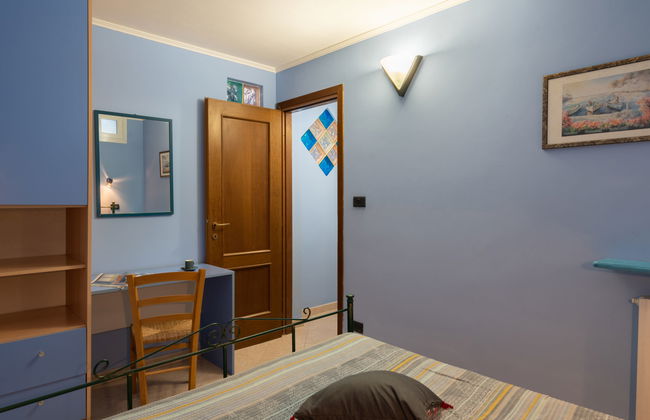 3 bedroom Apartment in Cipressa with swimming pool and garden - Photo 16