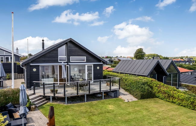 "Majbritt" - 50m from the sea - Foto 1