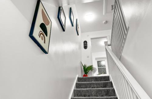 New Manchester City Getaway House with 2 FREE Parking - Foto 38