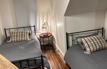 Charming Mtn Stay Views, Hot Tub, Prime Location - Foto 13