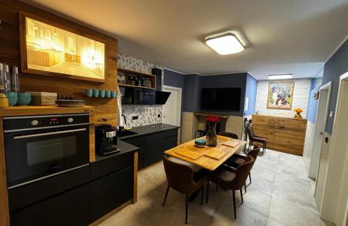 Hübner Apartments - Photo 1