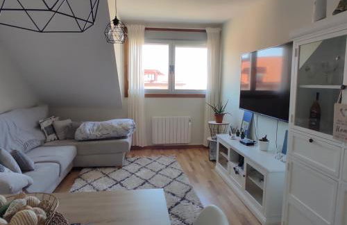 Ático nuevo en Arteixo con plaza de garaje - Foto 2