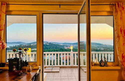 Ferienwohnung mit traumhafter Aussicht - Photo 1