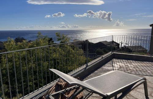 Villa bellevue, neuve, 6 pax, pisc. chauffée - Foto 1