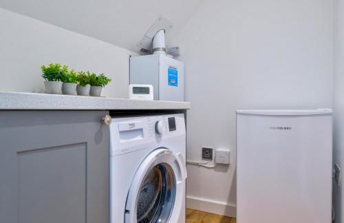 Central Stamford 2-Bed Apartment-Ideal for Work or Leisure - Foto 5