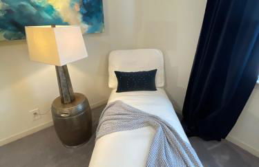 The Royal Room at Galleria - Foto 18