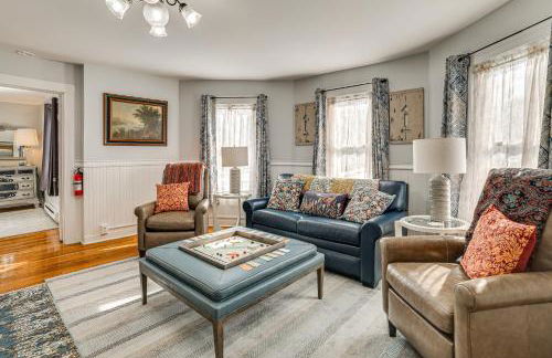 Easy Beach Access! Classic New London Charmer - Foto 3