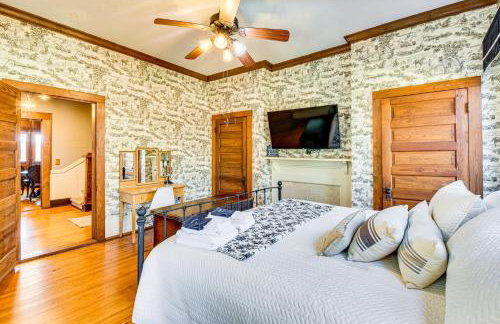 Historic Farmhouse with Modern Amenities and Hot Tub - Foto 18