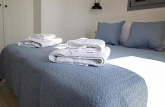 Kotinos Luxury Suites - Photo 20