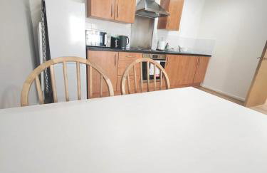 New 2 Bedroom Flat close to City Center Camp Street - Foto 5