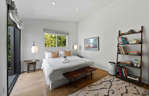 New Listing Midcity West Villa by Colby & Conrad - Foto 5