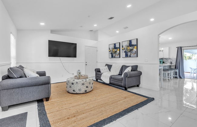 Gorgeous Lake Worth Beach House 4 Bedroom Home by RedAwning - Foto 12