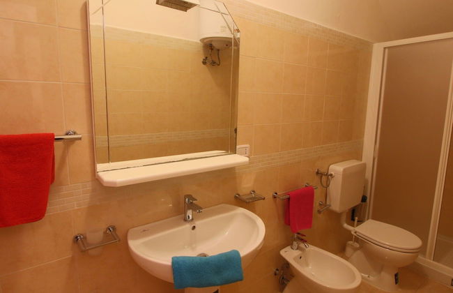 Haven in the Hills of Tavullia - Photo 9