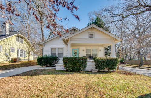 Easy MARTA Access! Modern ATL Home with Deck - Foto 3