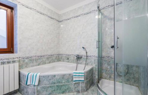 Nice Home In Drazice With Wifi - Foto 46