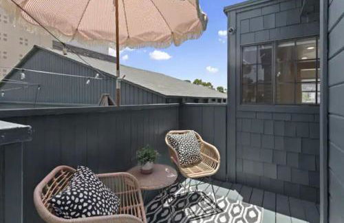 Cozy 1 BR Casita Overflowing with Natural Light - Foto 3