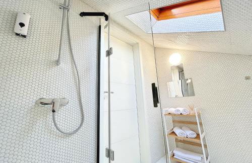 Basilisk Homes - in Grenzach-Wyhlen bei Basel - 4 x Moderne Fewos je 1bis2, 1bis4 oder 1bis6 Pers mit Küche und Balkon oder Terrasse - Parkplätze vorhanden - Foto 23