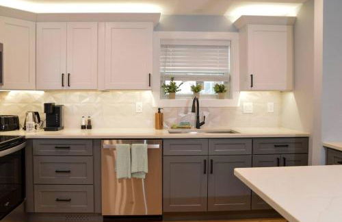 LakeAccess 4 Bed 3 Full Bath HOT TUB - Foto 18