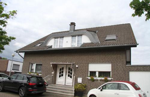 Köln-Kerpen Boutique-Ferienwohnungen Angela & Maurizio - Foto 17